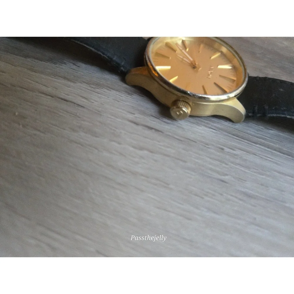 Nixon Sentry 38 Watch Mens Gold Tone Gold Dial Black Leather Minimalist Dress